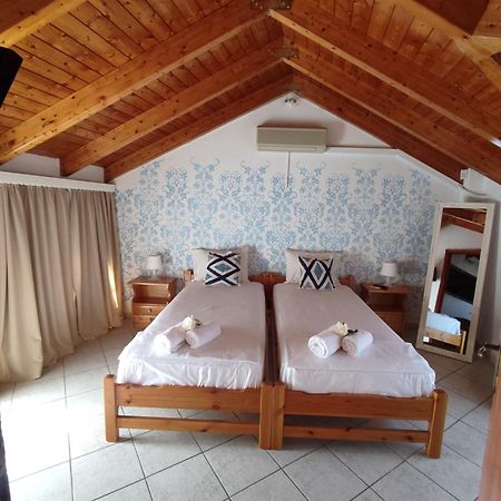 Villa Chloe Attic Agia Efimia Esterno foto