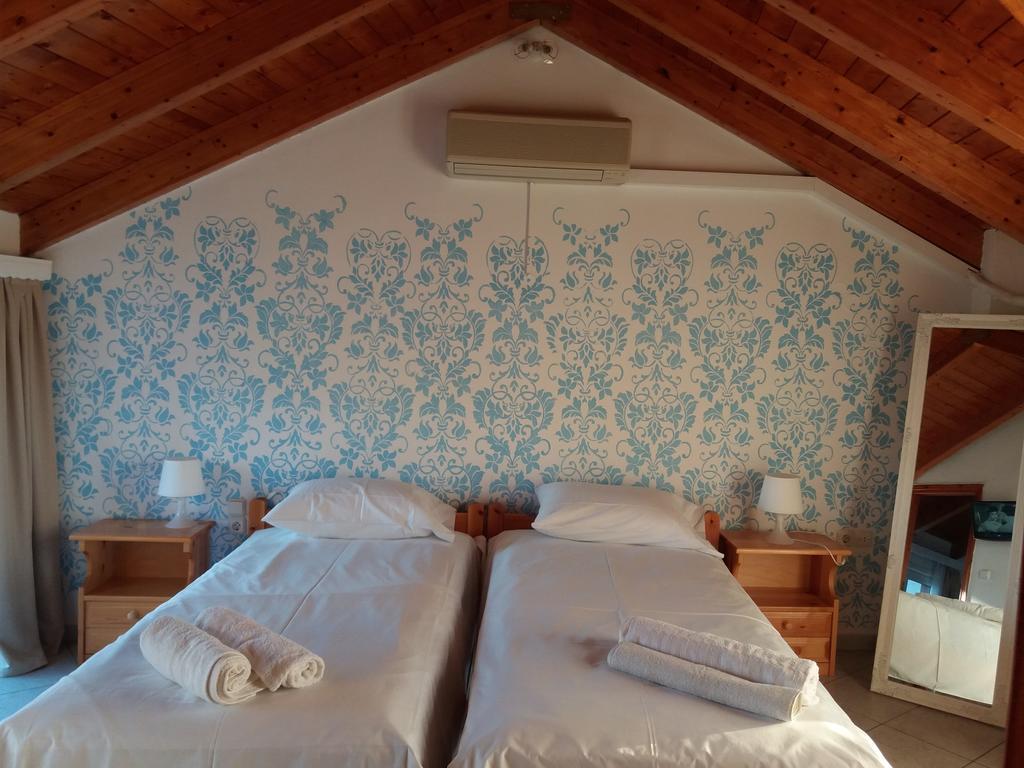 Villa Chloe Attic Agia Efimia Esterno foto