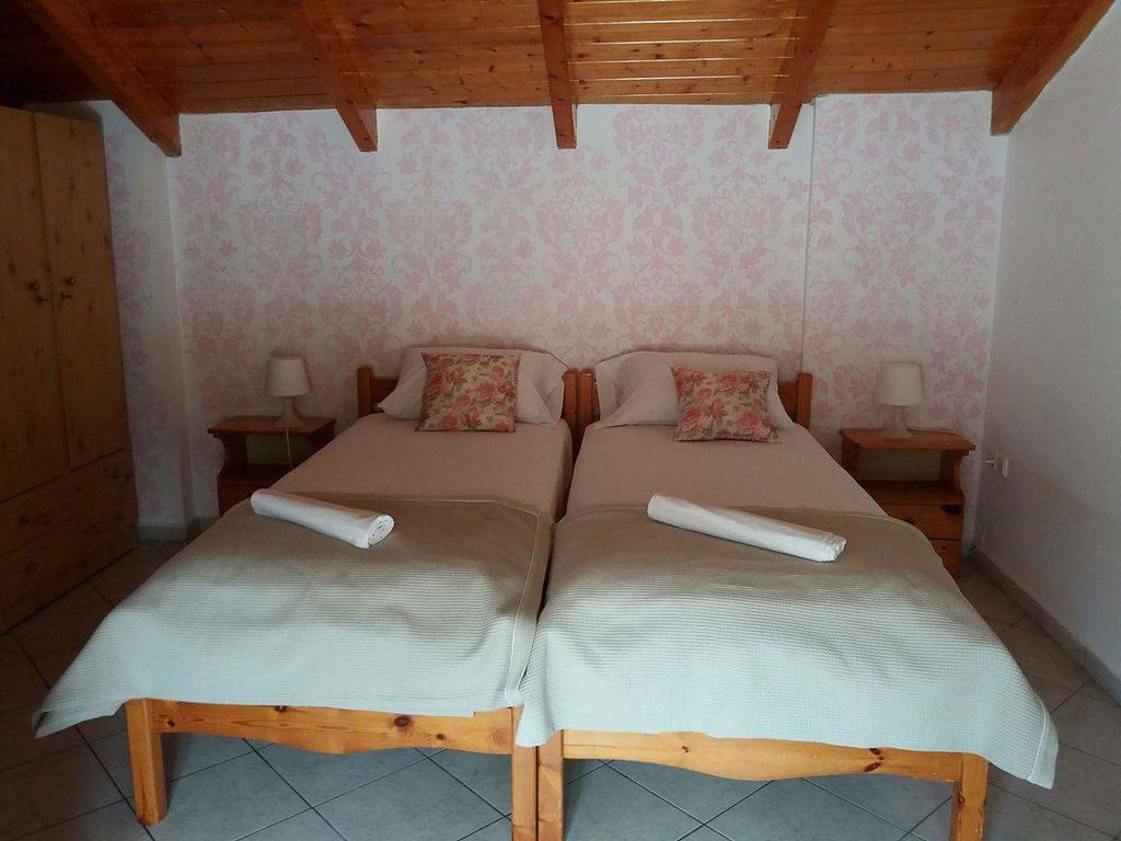 Villa Chloe Attic Agia Efimia Esterno foto